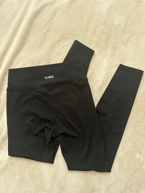 Form core leggings